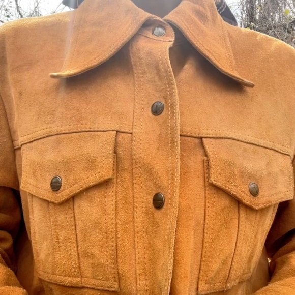 Tan Cowhide Jacket - Picture 3 of 8